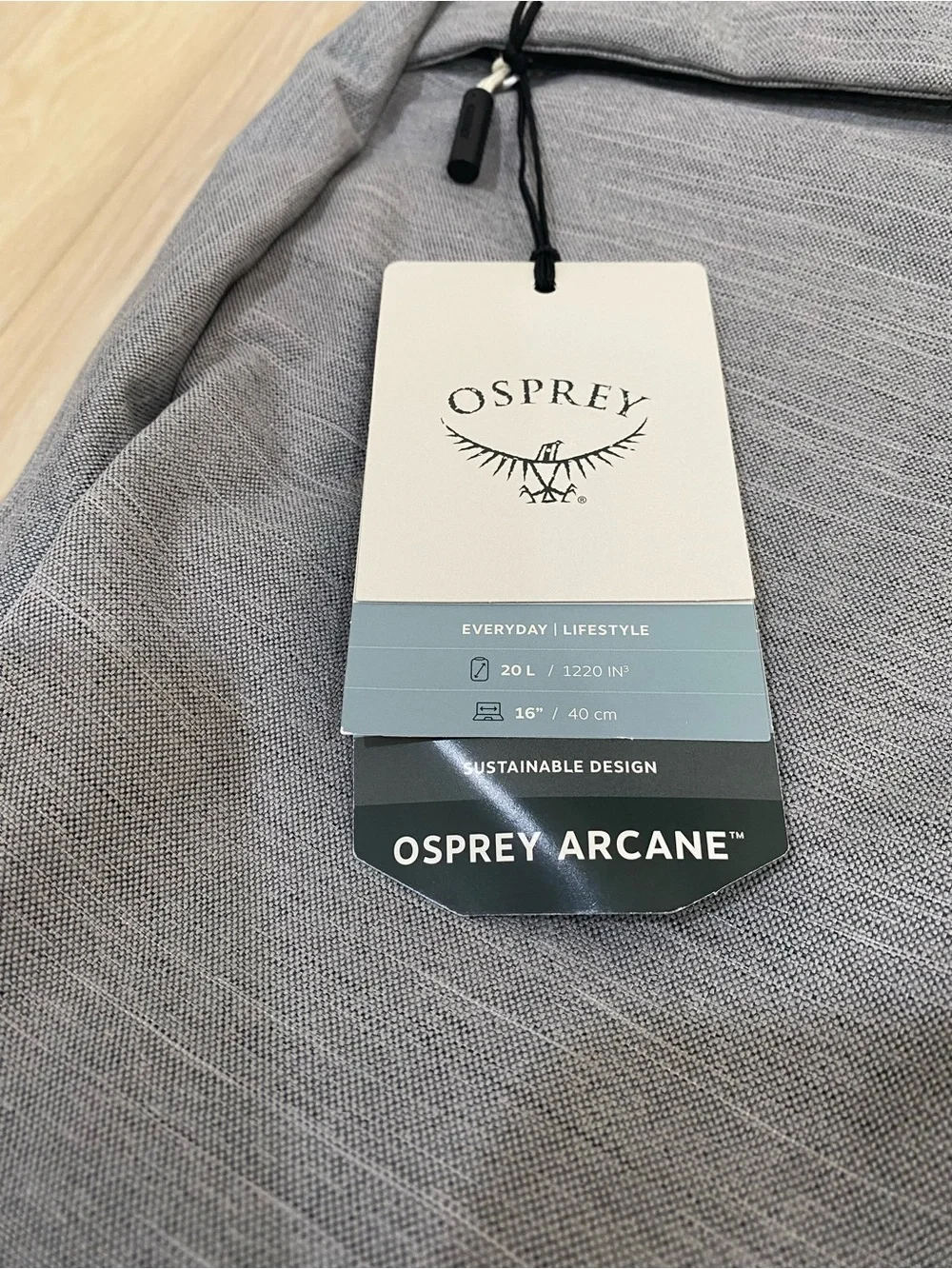 NWT Osprey Arcane Large Day Backpack Gray 20L 1220 cu.in Everyday Lifestyle